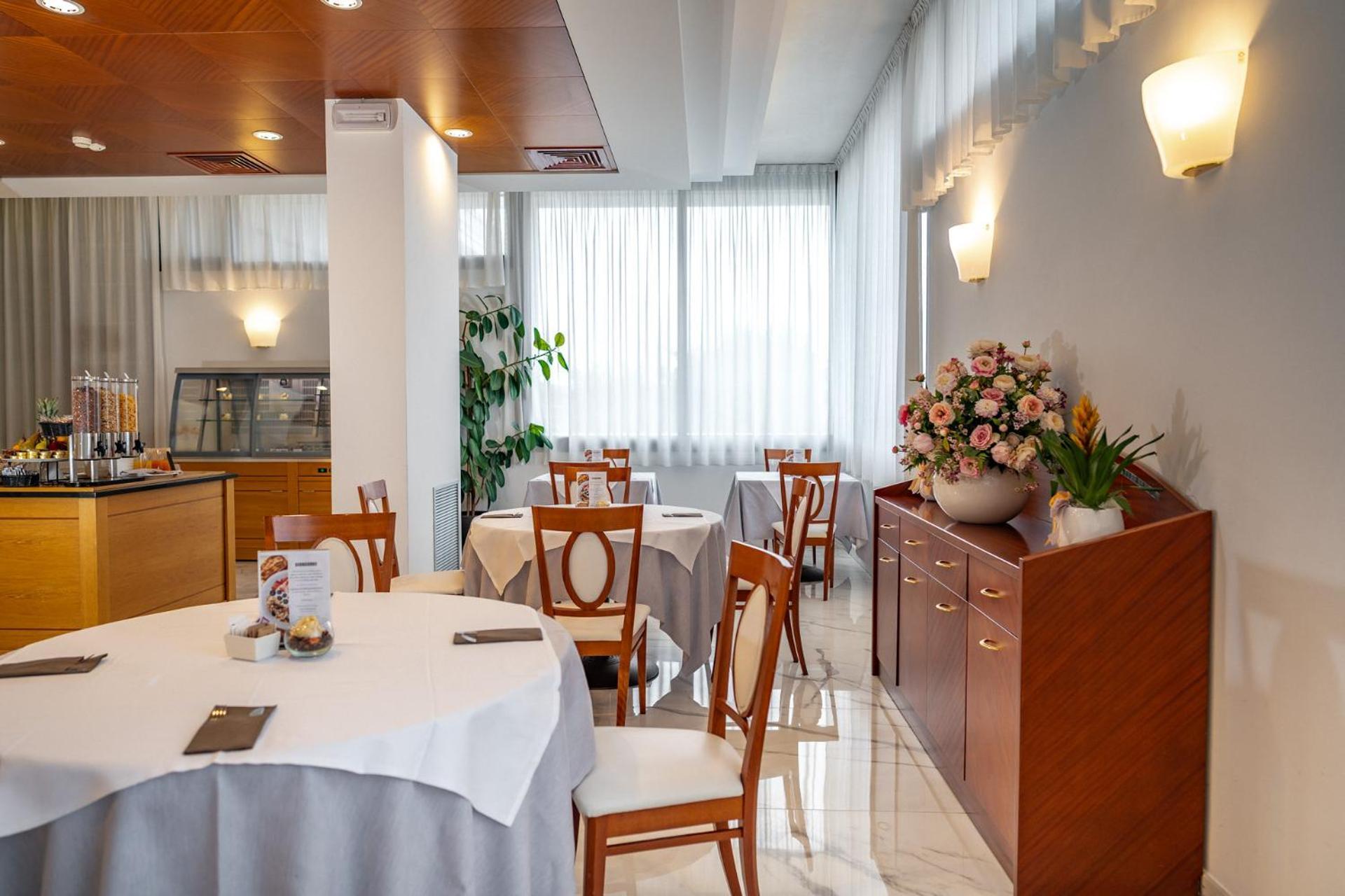 Prealpi Hotel San Vendemiano Ngoại thất bức ảnh